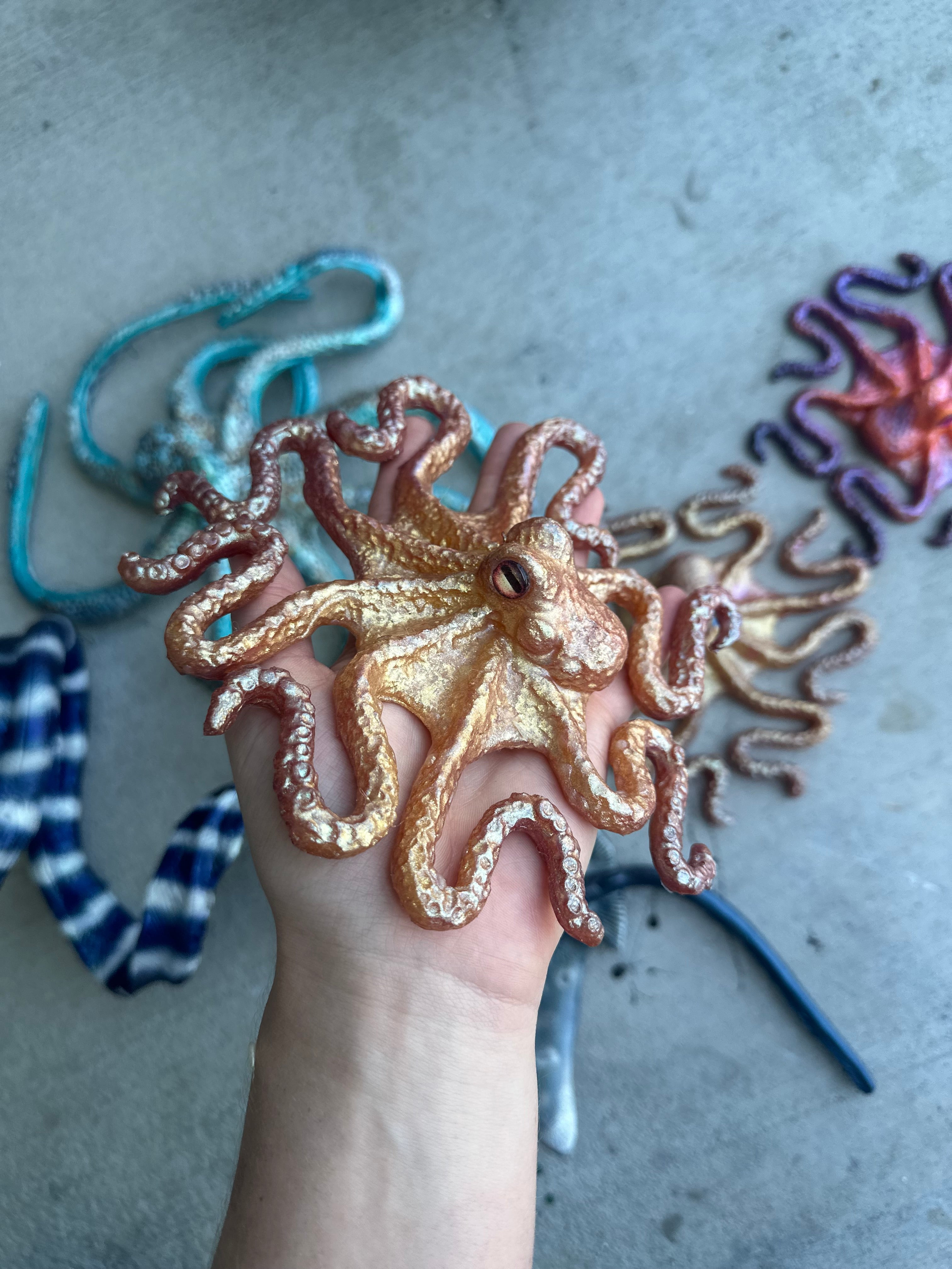 Pre-made Accessories/Dive Toys